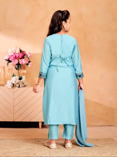 Aarika Girls Ethnic Wear Sea Green Colour Thread Sequin Embroidery Kurti Pant Set With Dupatta - Image 4