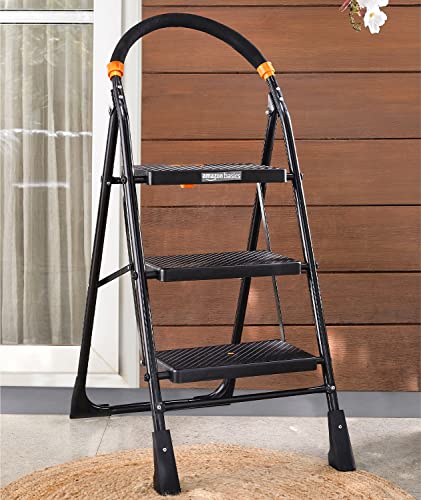 Amazon Basics Clamber-Foldable Step Ladder