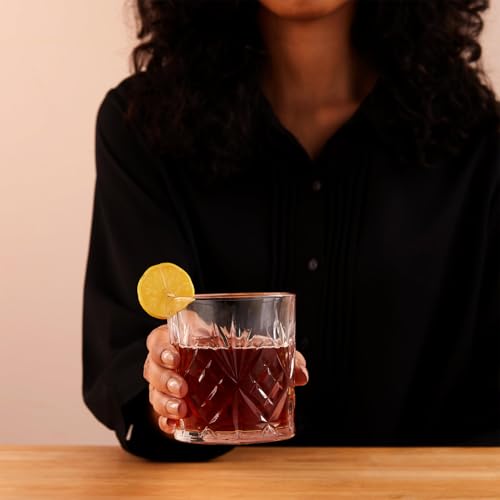 Amazon Basics Whiskey Glass Set